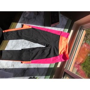 VIctoria’s Secret Knockout Leggings